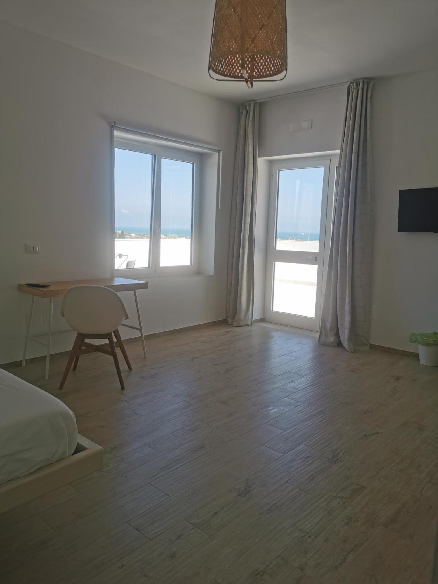 Le Fronde Vieste Exteriör bild